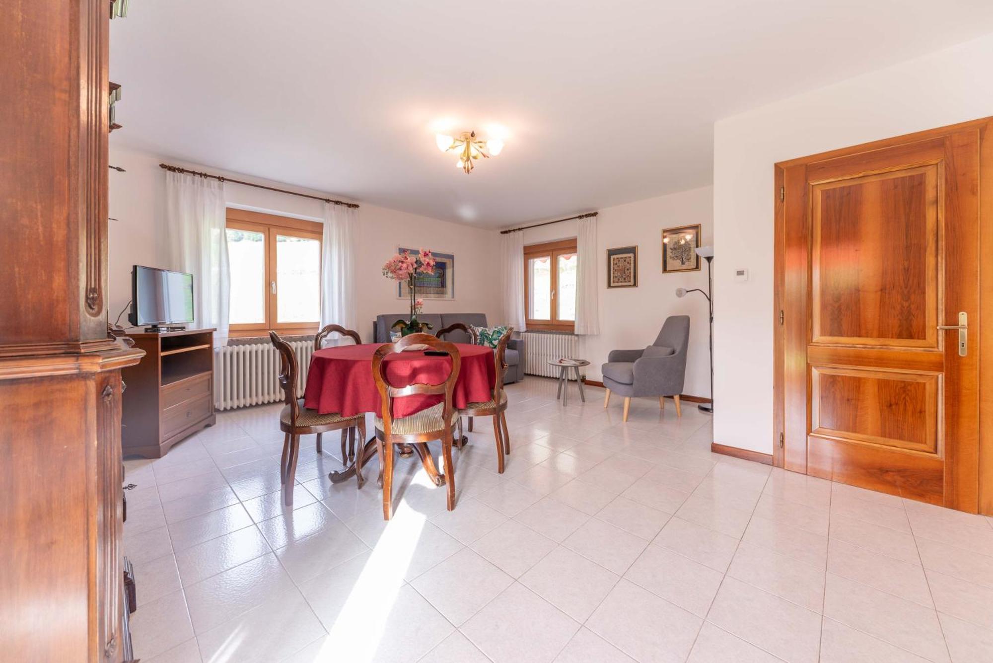 Casa Vacanze Cilla โกมาโนแตร์เม ภายนอก รูปภาพ